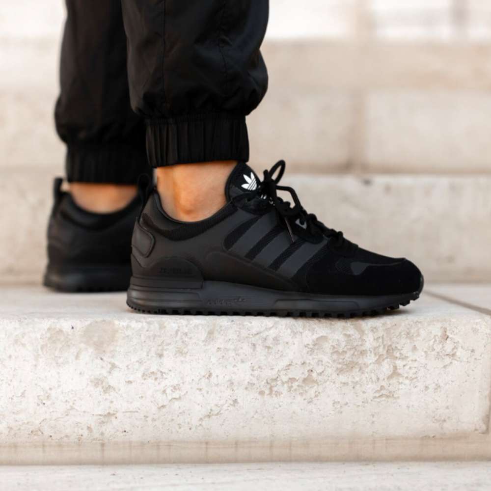 Мужские кроссовки Adidas ZX 700 HD - G55780 в интернет